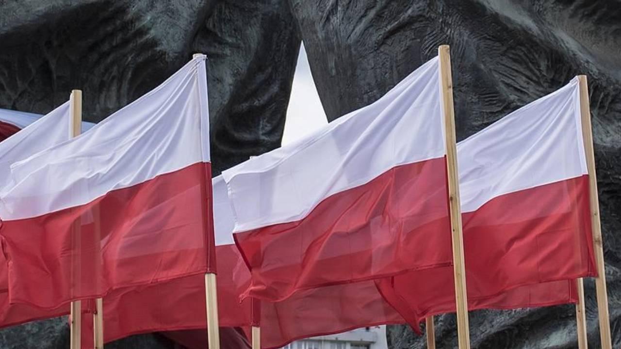 Polşa ölkədəki seçkilərə xaricdən müdaxiləni düşmən hərəkəti kimi qiymətləndirəcək