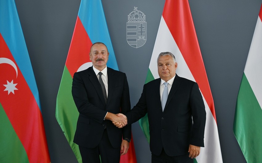 Budapeştdə Prezident İlham Əliyev Macarıstanın Baş naziri ilə görüşüb
