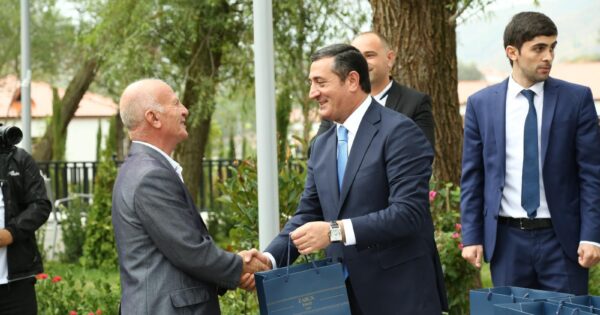 image-zabuxa-kocurulen-ailelere-menzillerinin-acarlari-teqdim-edilib