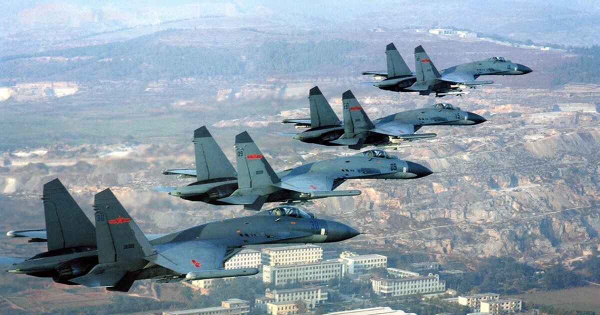 Mənbə: "Çin hava qüvvələri Tayvan ətrafında adaya bitişik bölgəyə yaxınlaşıb" 1 image-cin-herbi-hava-quvveleri