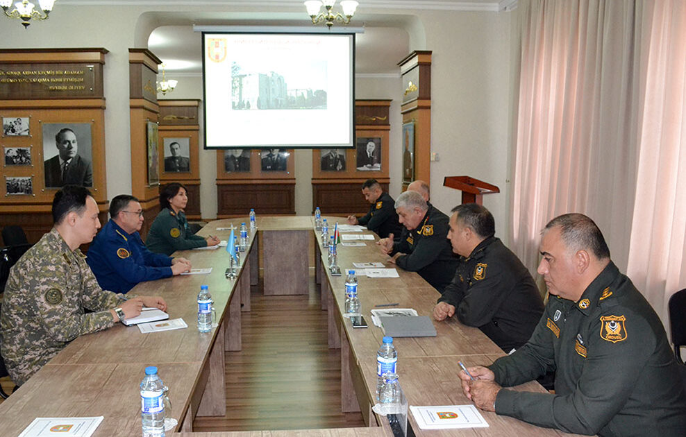 Azərbaycanla Qazaxıstan arasında hərbi təhsil müzakirəsi - FOTO 4 image-1698213991_0d94aa11794defe204a56fb222cba903
