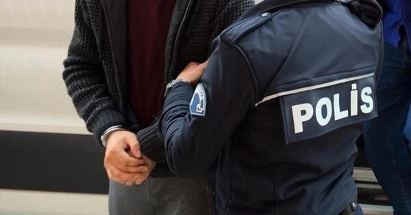 Türkiyədə "Qəfəs" əməliyyatında tutulan 19 nəfər həbs olunub 13 image-turk-polisi