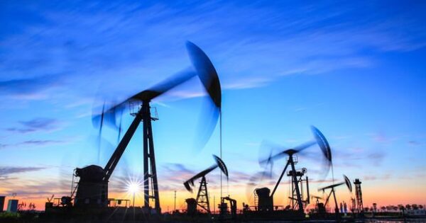 OPEC+ toplantısının təxirə salınması ilə neft ucuzlaşacaq 2 image-neft