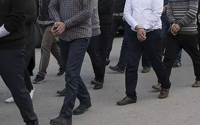 Azərbaycanda FETÖ-yə görə tutulanlar hakim qarşısına çıxarılır 1 image-fetooo