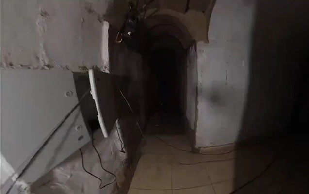HƏMAS-ın girovları saxladığı yerdən görüntülər - VİDEO 1 image-zazaz