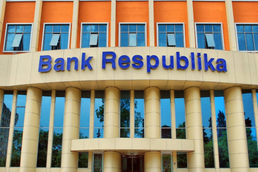 "Bank Respublika"nın işçisi müştərilərin depozitini ələ keçirib “Tik-Tok”da xərclədi 1 image-1708532718_bank