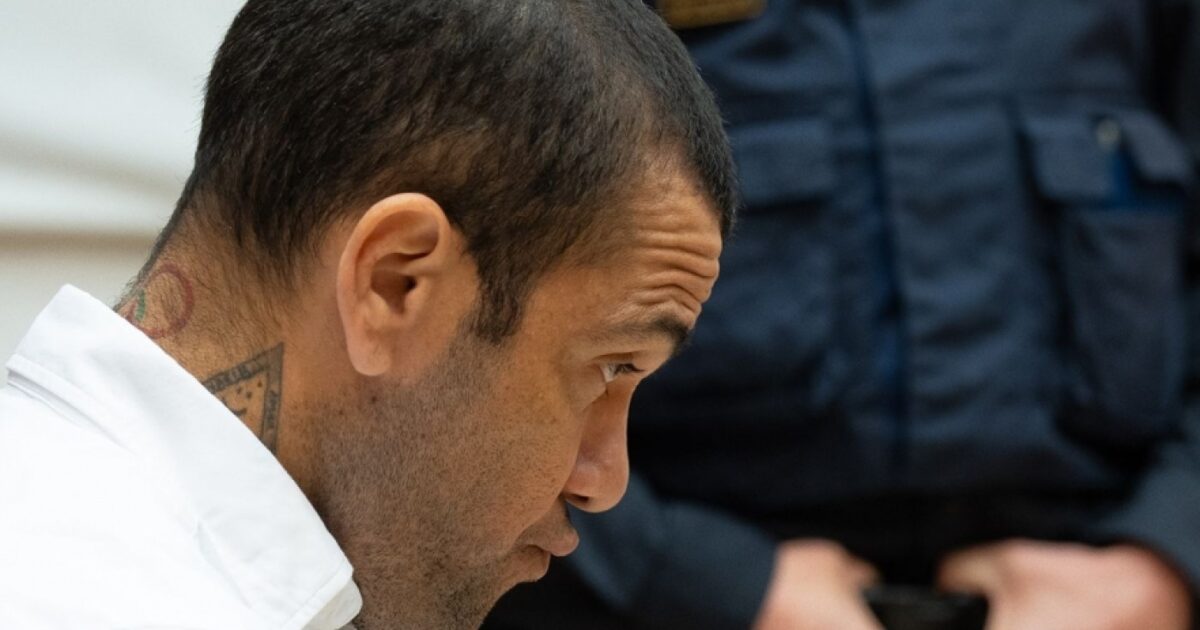 Dani Alves 4,5 il müddətinə həbs edildi 1 image-5