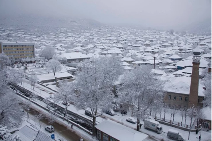 Bu tarixdən HAVA KƏSKİN DƏYİŞƏCƏK: QAR YAĞACAQ 1 image-660ea2a266c97660ea2a266c981712235170660ea2a266c93660ea2a266c95