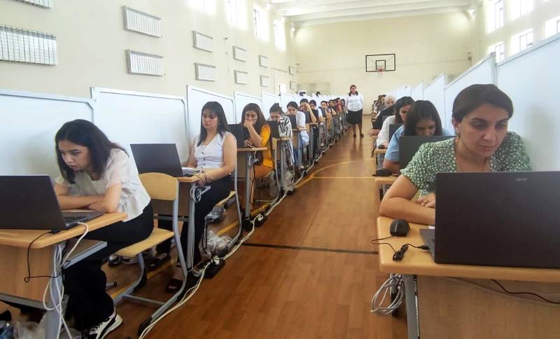 Bu gün müəllimlər 3 fəndən MİQ imtahanlarına ÇAĞIRILIB 1 image-54