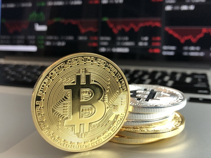 Bitkoinin qiyməti 65 min dollara yaxınlaşıb 1 image-81
