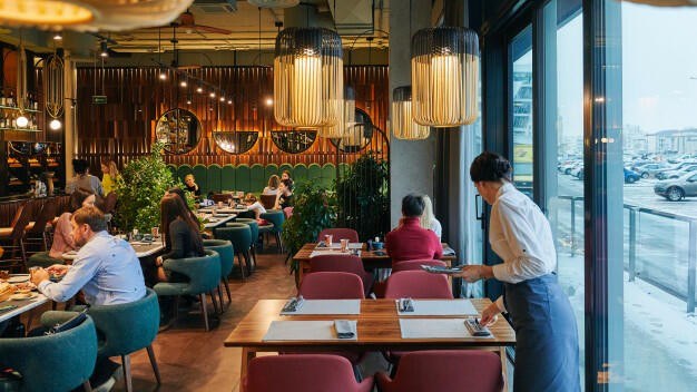 Bakıda restoranda DƏHŞƏTLİ CİNAYƏT: dizaynerin boğazı KƏSİLDİ 1 image-kafe_ve_restoran_1724246622-full