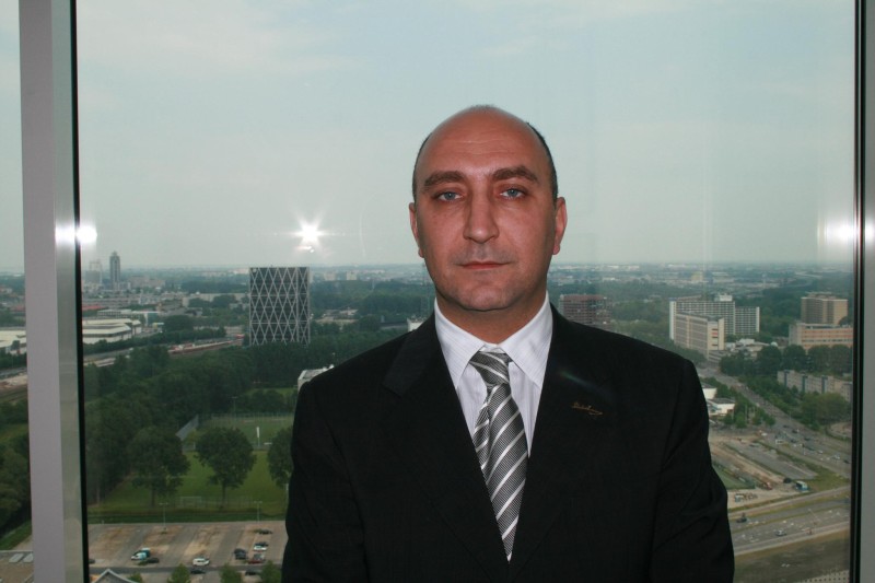 “Halal adı ilə satılan ət və süd məhsullarının üzərindəki halal işarəsinin heç bir hüquqi və texniki əsası yoxdur” 1 image-ilham_bayramovjpg-1728469045