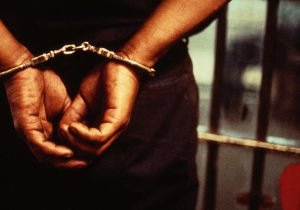 Hərbi xidmətdən yayınan daha bir gənc həbs edildi 1 image-illegal-police-arrest-and-detention-in-nigeria