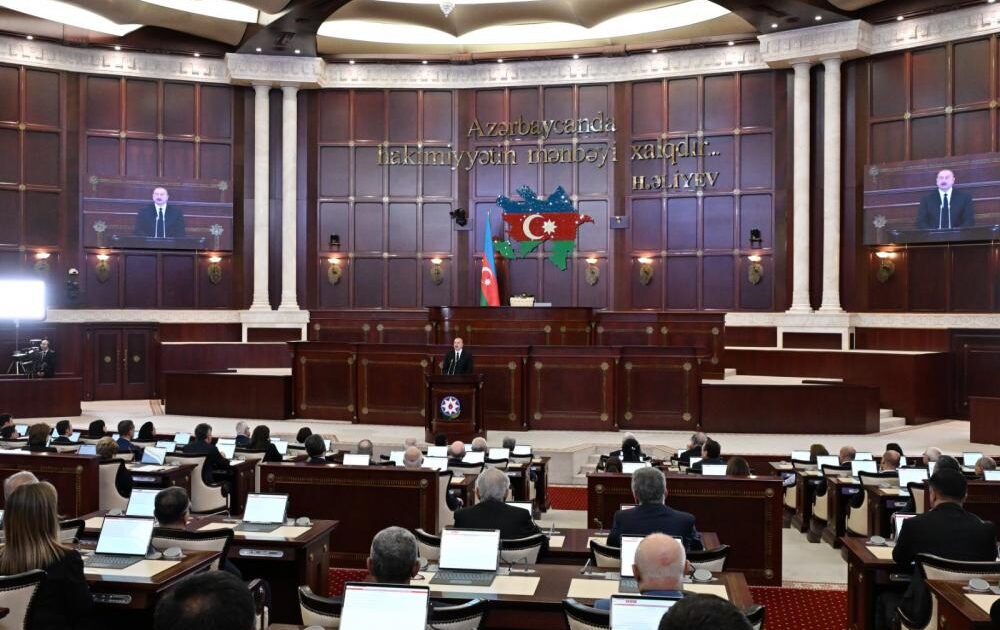 Milli Məclisin iclası başladı: Gələn ilin büdcə zərfi müzakirə olunur 1 image-1esas-whatsapp-image-2024-09-23-at-19-05-19_1727106131