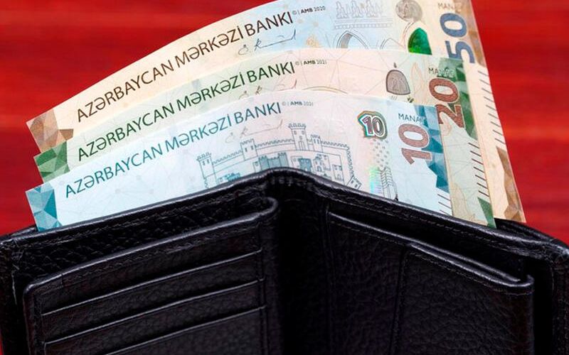 Bu sahələrdə işləyənlər 2 500-12 000 manat arasında maaş ala bilərlər – SİYAHI