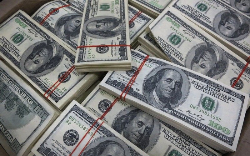 DİQQƏT! Dollar bu qiymətə satılacaq