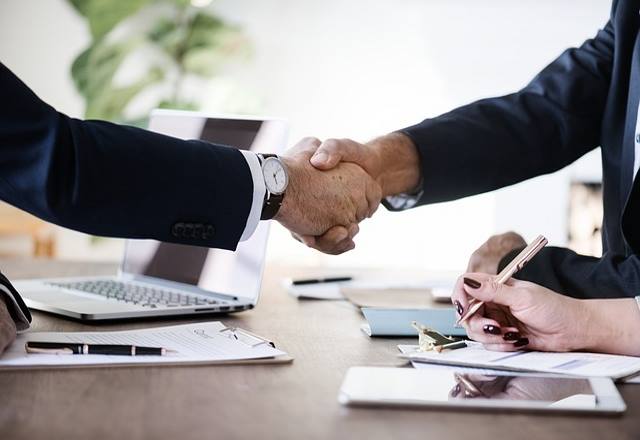 Bank başqasının adınıza kredit götürməsinə necə icazə verir?