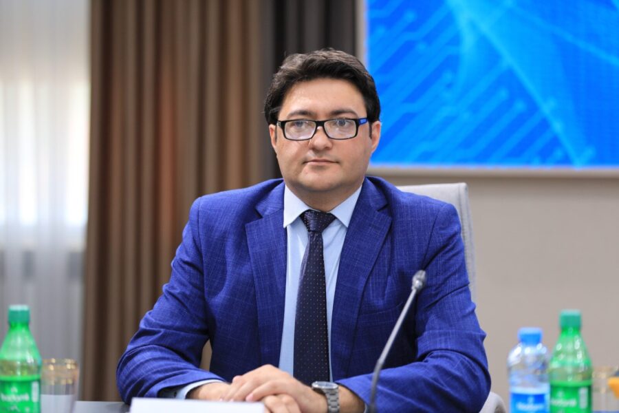 image-eziz