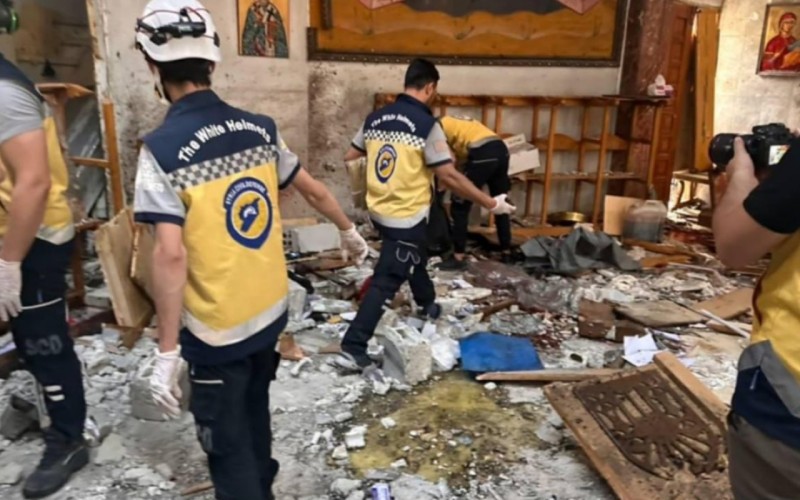 Dəməşqdəki hücumun arxasında İD dayanır 1 image-7273ea8a-282c-4a5c-ae21-4522f626774bjpeg-1750615433