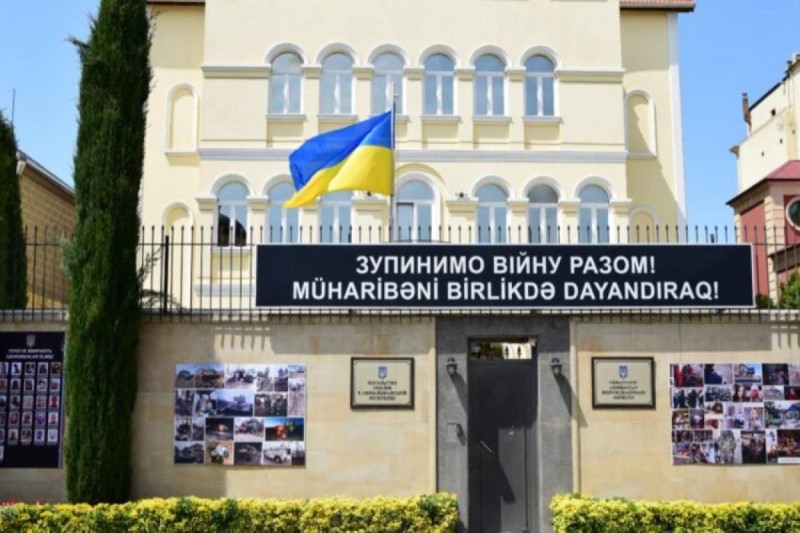 Ukraynanın Azərbaycandakı səfirliyində başsağlığı kitabı açılıb 1 image-img_6873