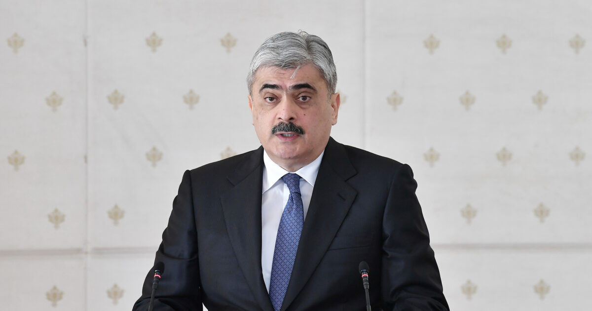 image-1757936526_ilham_aliyev_chaired_meeting_of_cabinet_of_ministers_dedicated_to_results_of_socioeconomic_development_of_2018_and_objectives_for_future_08