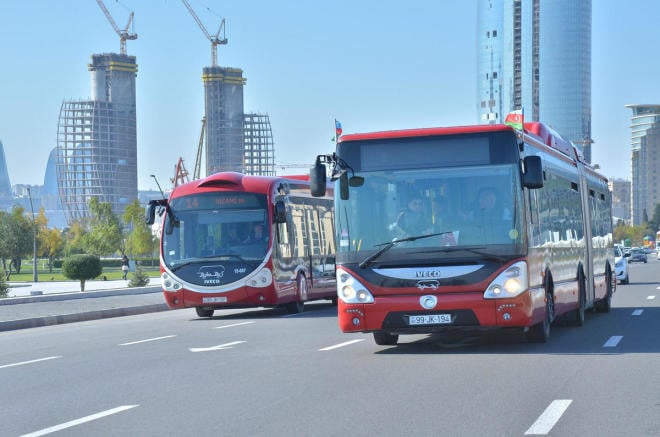Nazirlik: Tarif dəyişikliyi bu avtobuslara şamil edilməyəcək 1 image-baku_bus_051116_08-1
