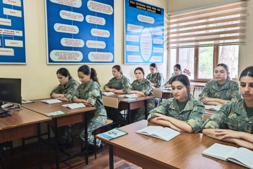 Azərbaycanda ilk dəfə qadın hərbi həkimlər hazırlanacaq 1 image-cdzok2yqbu4b9mtlani4dmwwle6zdorhqbfouons_825