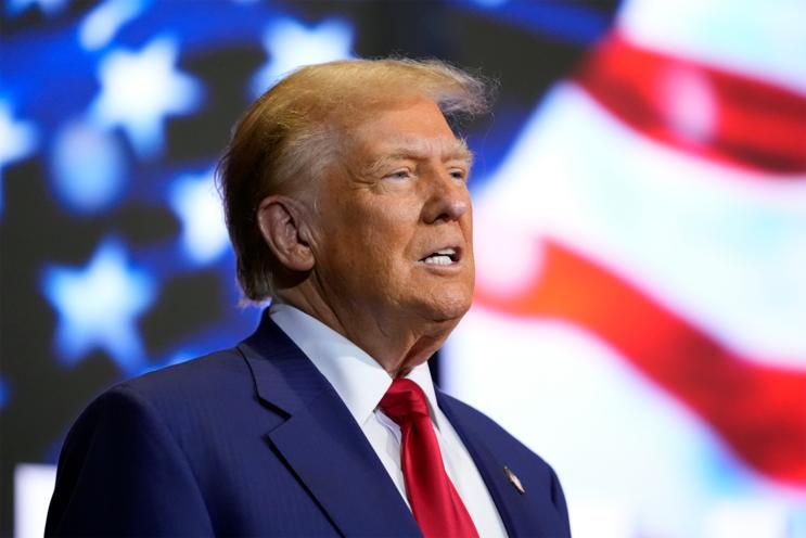 "Problemləri həll edə bildiyim üçün çox şanslıyam" - Tramp 1 image-donald-trump