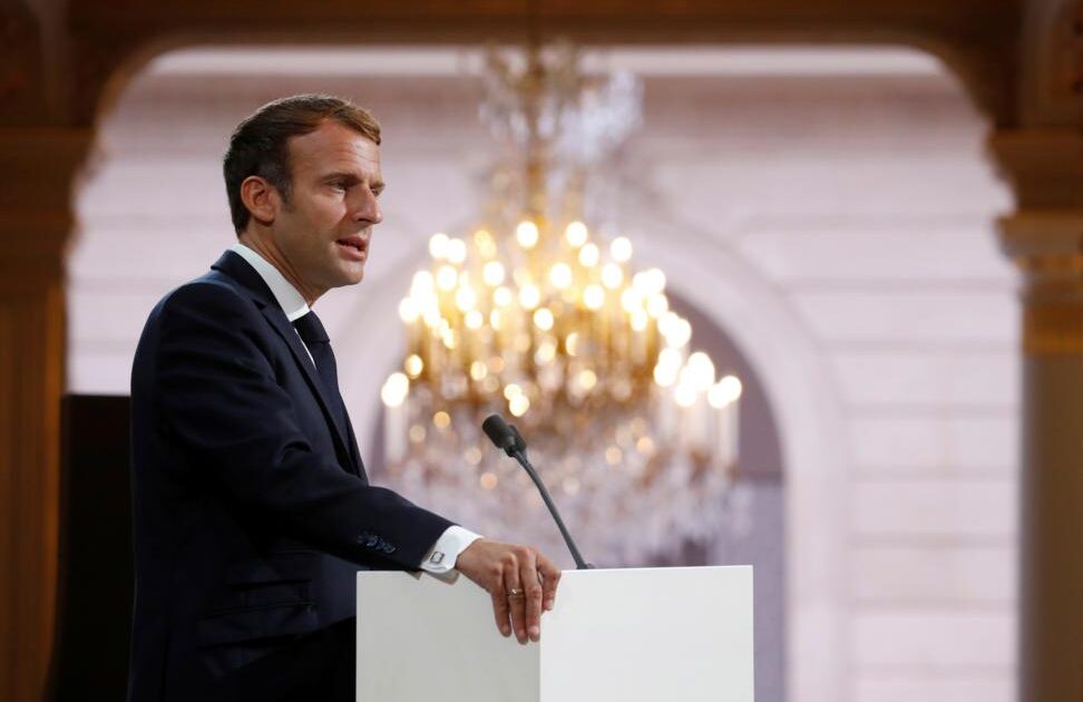 image-emmanuel-macron-french-president-macron-hosts-a-ceremony-in-homage-to-the-harkis-at-the-elysee-palace-in-paris