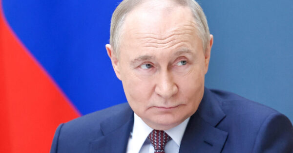 image-russian-president-putin-meets-with-members-of-the-delovaya-rossiya-business-russia-national-public-organisation-in-moscow