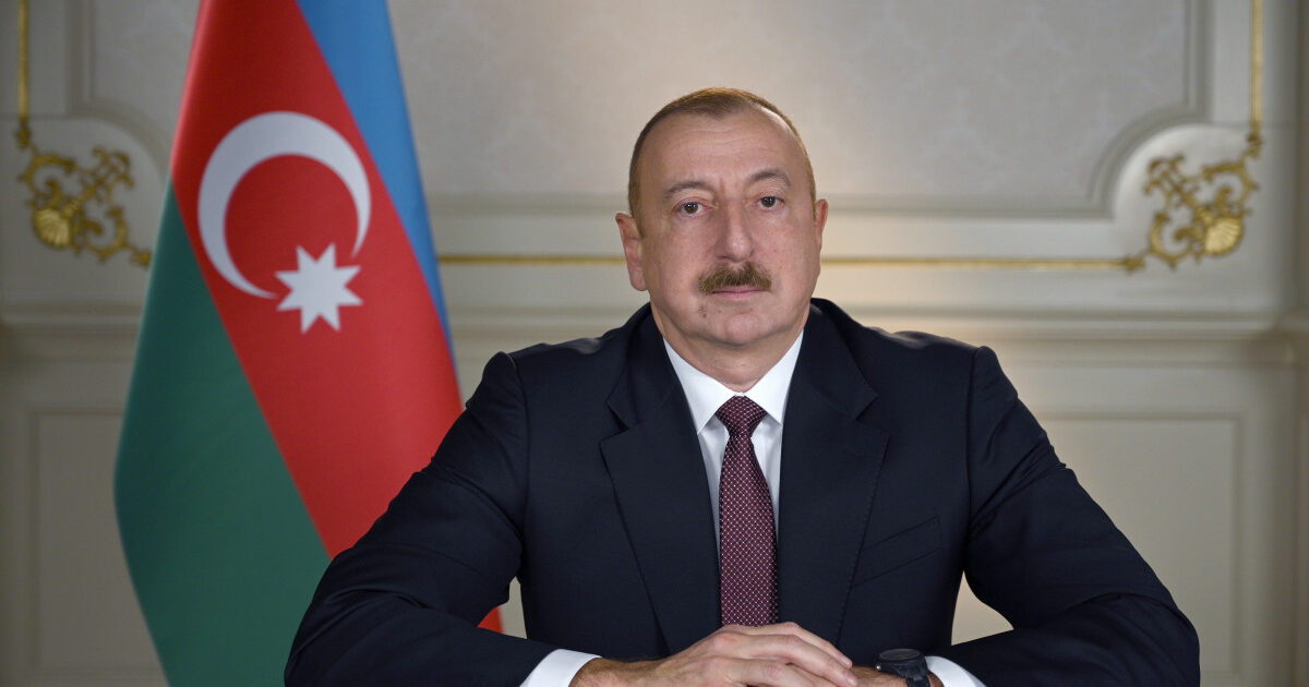 Bir qrup alim təltif edilib - SƏRƏNCAM 1 image-690b5a400da3b690b5a400da3c1762351680b00e18aa519cd578d4b242e376e70331