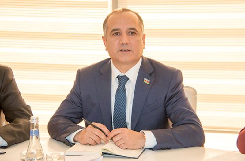 Deputatın şirkəti 9 ayda 42,3 milyonluq sifarişalıb – MOM-la “Azəri Med” arasında şübhəli sövdələşmə